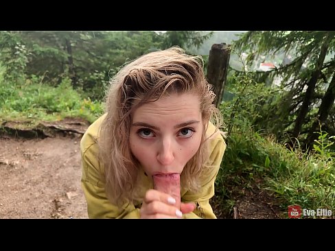 ❤️ Tjej sväljer sperma efter en offentlig avsugning - Eva Elfi ❌ Vacker porr at porn sv.pornpk.ru